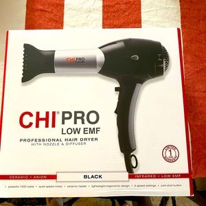 Chi Pro Low EMF professional Hair Dryer with Nozzle and Diffuser